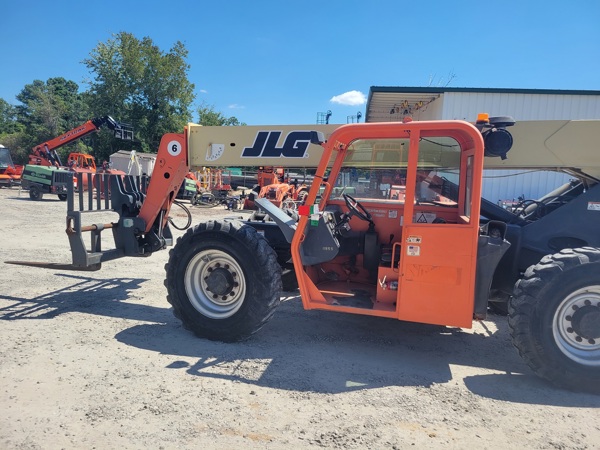 2006 JLG G6-42A