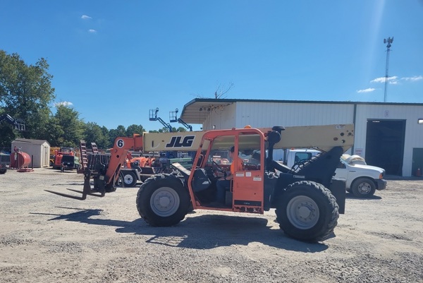 2006 JLG G6-42A