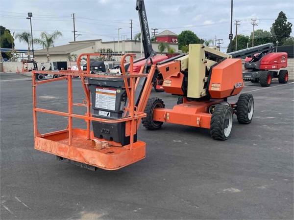 2017 JLG 340AJ