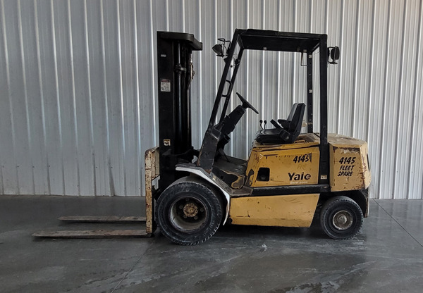 2003 Yale GDP050VX