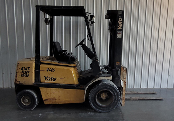 2003 Yale GDP050VX