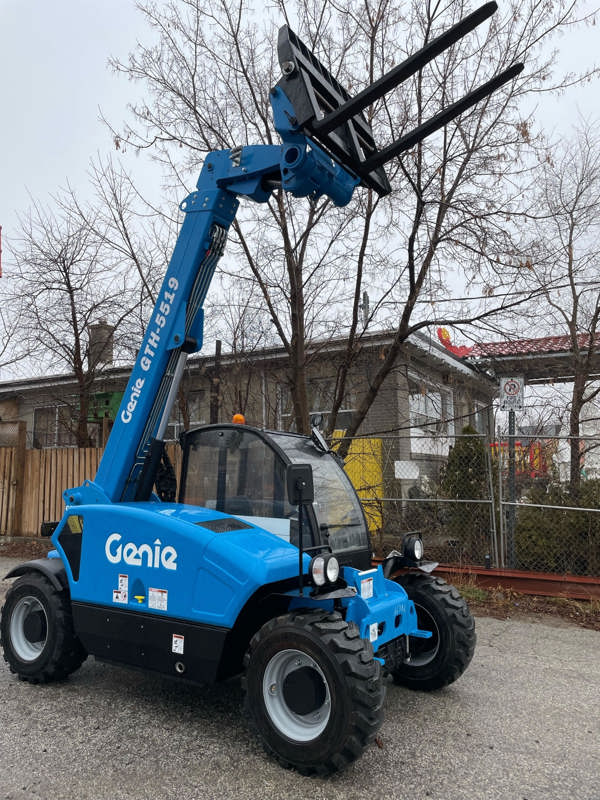 2023 Genie GTH-5519