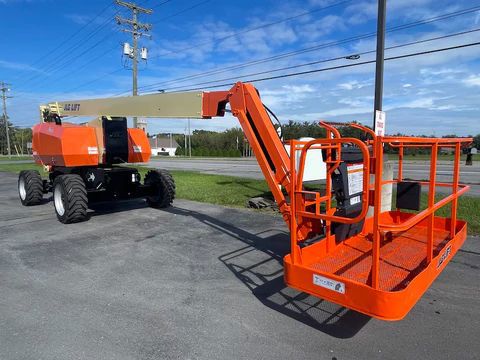 2014 JLG 800AJ