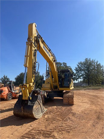 2022 Komatsu PC210LC-11