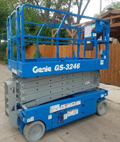 2007 Genie GS-3246