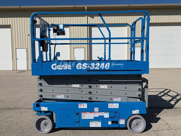 2008 Genie GS-3246