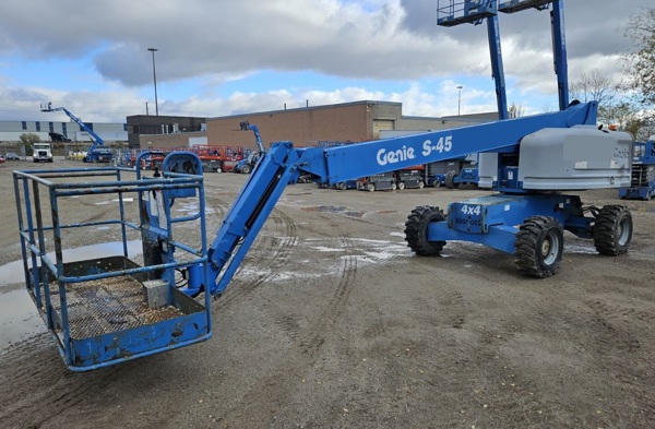 2012 Genie S-45