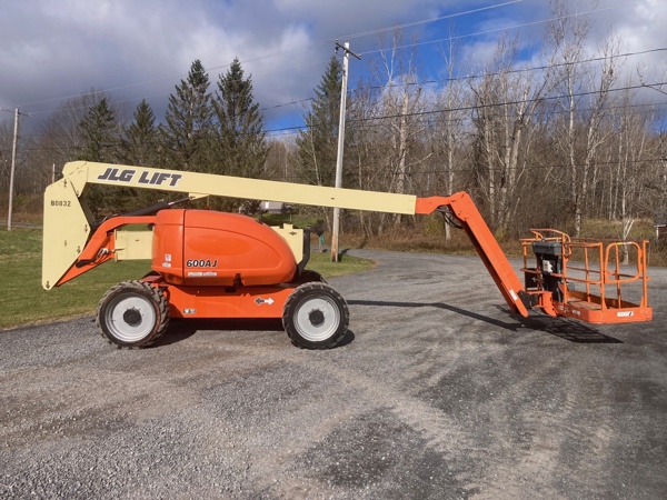 2009 JLG 600AJ