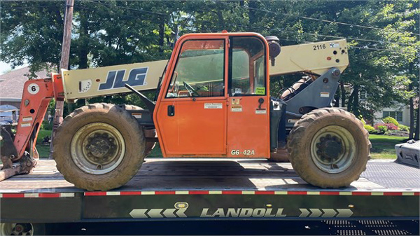 2007 JLG G6-42A