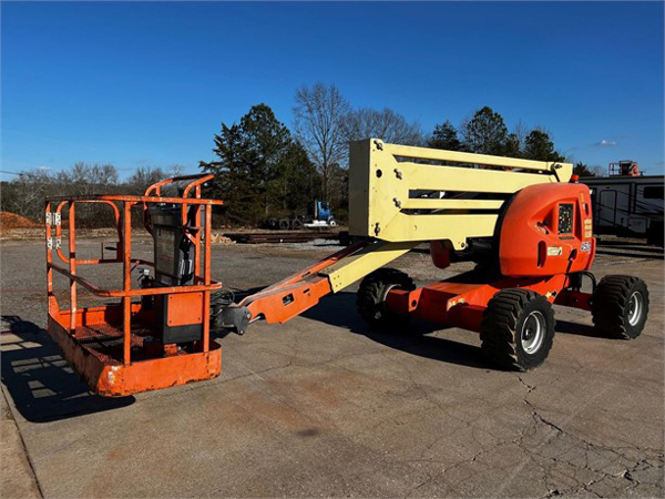 2012 JLG 450A II