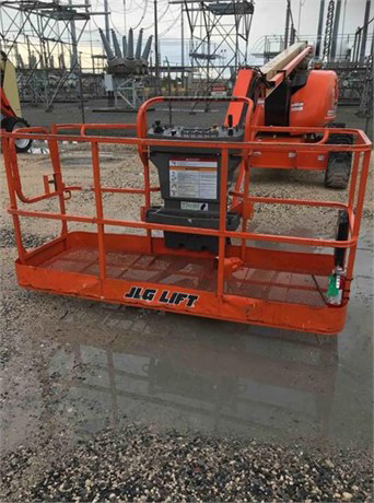 2013 JLG 600AJ