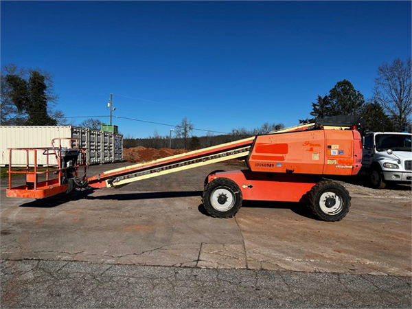 2012 JLG 600S