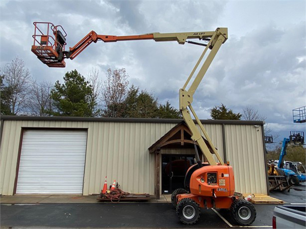 2011 JLG 450AJ