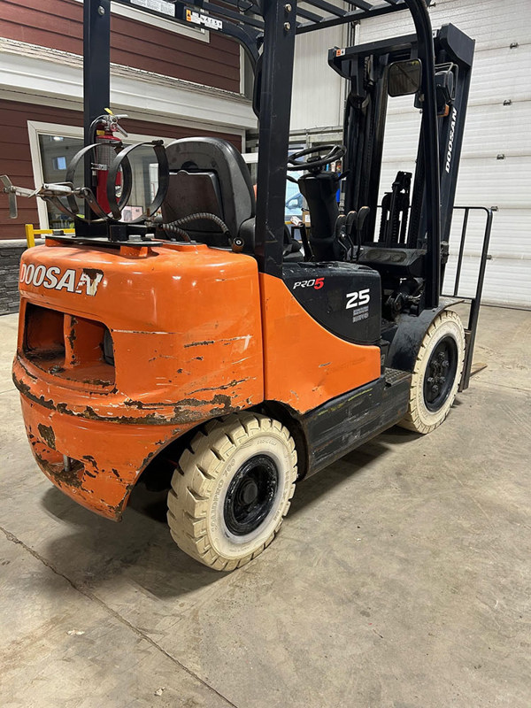 2017 Doosan Pro-5 Series