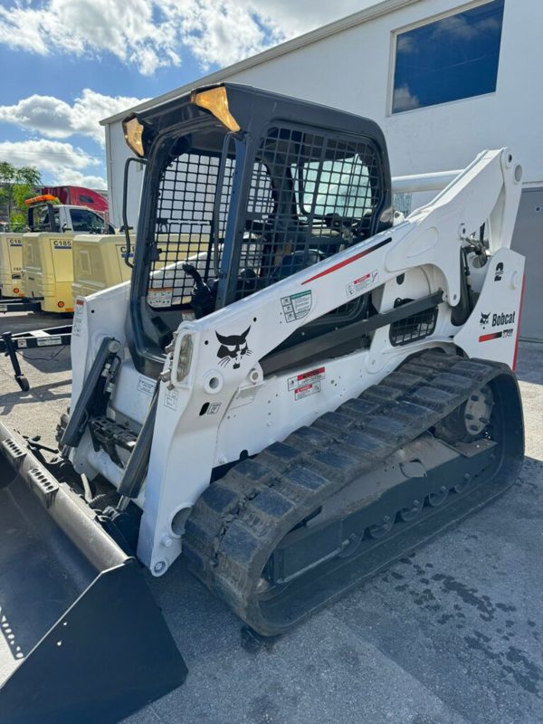 2017 Bobcat T740