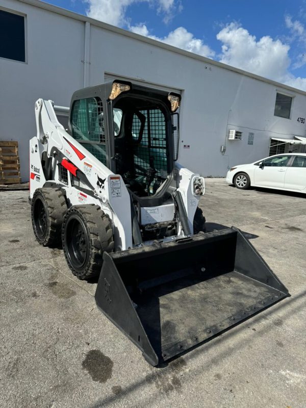 2016 Bobcat S570