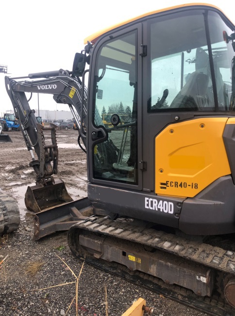 2017 Volvo ECR40