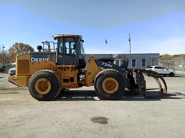 2016 John Deere 724K