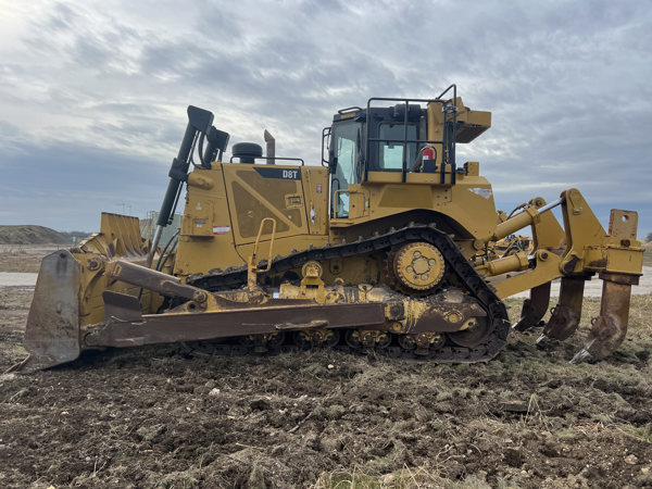 2012 CAT D8T