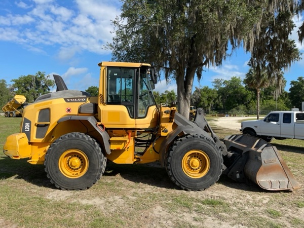 2017 Volvo L70H