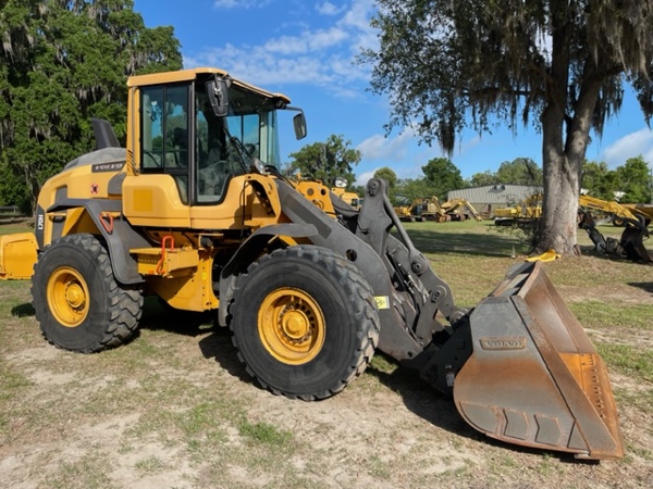 2017 Volvo L70H