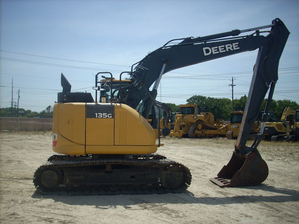 2018 John Deere 135G