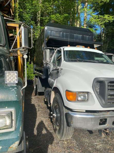 2000 Ford F650