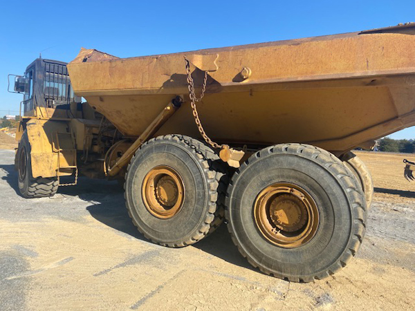 1997 CAT D350E