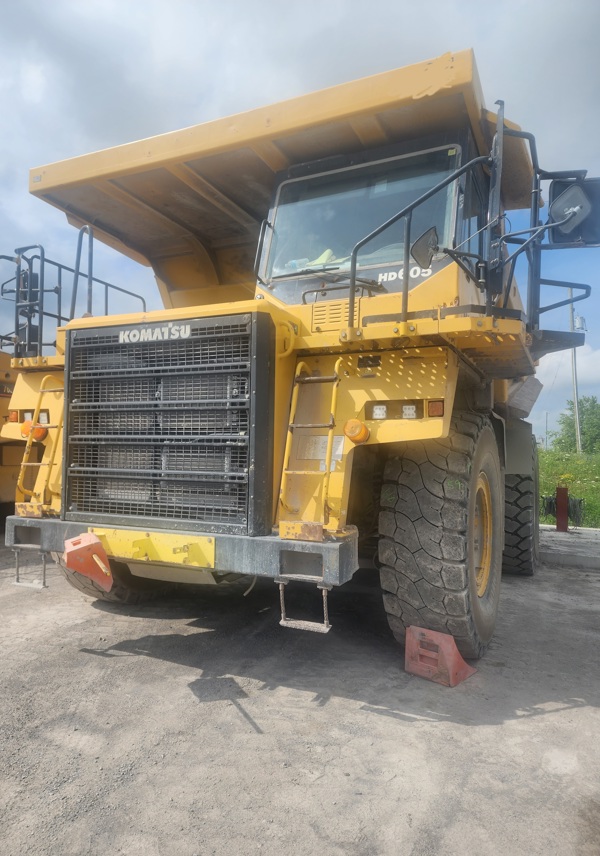 2010 Komatsu HD605-7