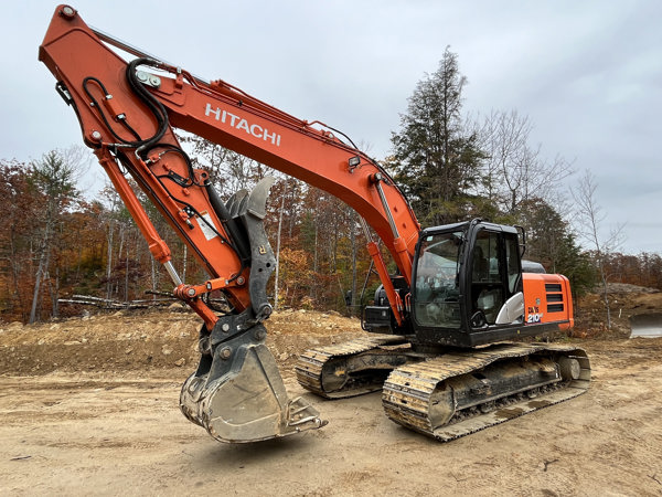 2022 Hitachi ZX210 LC-6