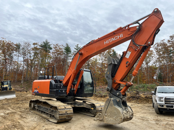 2022 Hitachi ZX210 LC-6