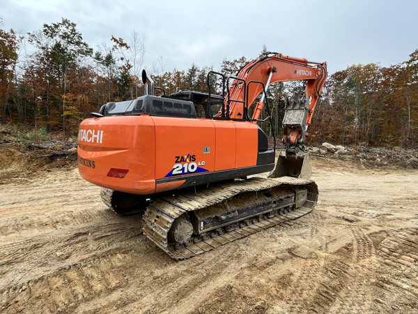 2022 Hitachi ZX210 LC-6