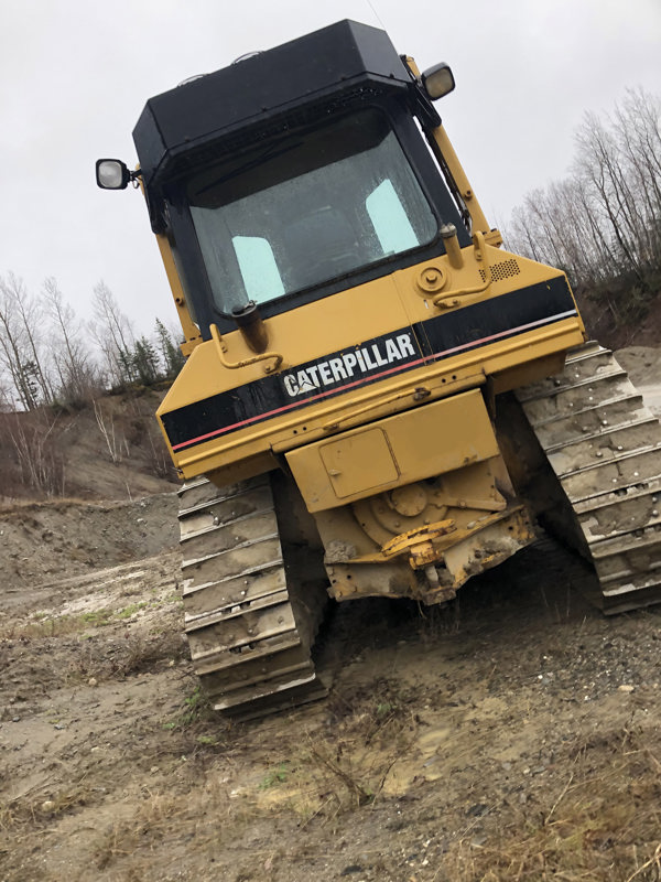 2001 CAT D5M LGP