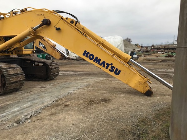 2012 Komatsu PC650LC-8E