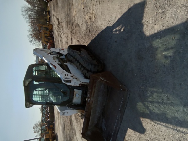 2017 Bobcat T740