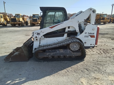 2017 Bobcat T740