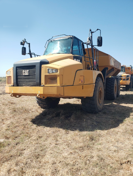 2016 CAT 745C