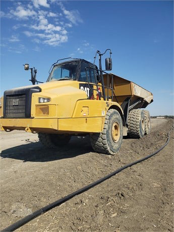 2016 CAT 745C