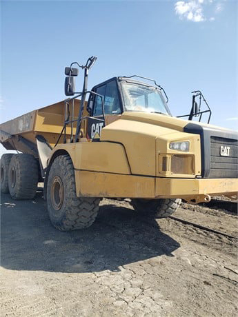 2016 CAT 745C