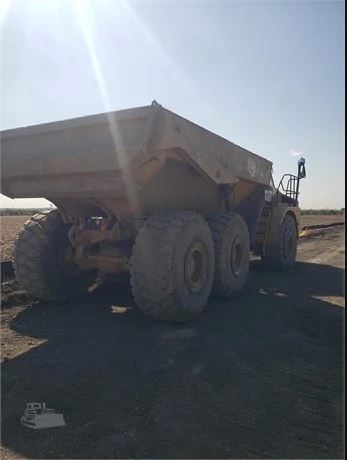 2016 CAT 745C