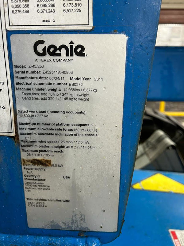 2011 Genie Z-45/25J RT