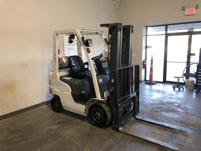 2017 UniCarriers PF30LP