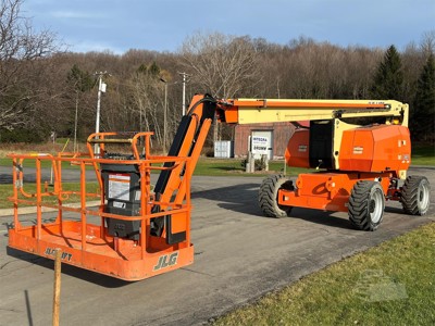 2018 JLG 800AJ