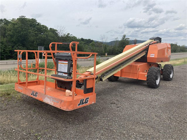 2016 JLG 600S