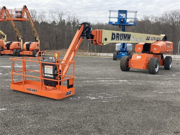 2023 JLG 1350SJP