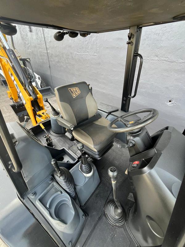 2018 JCB 3CX14