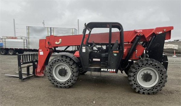 2020 Manitou MT 8044