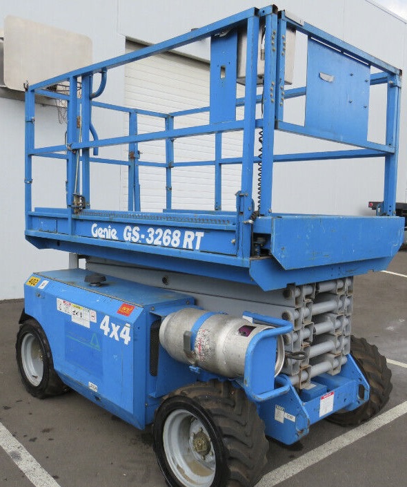 2002 Genie GS-3268RT