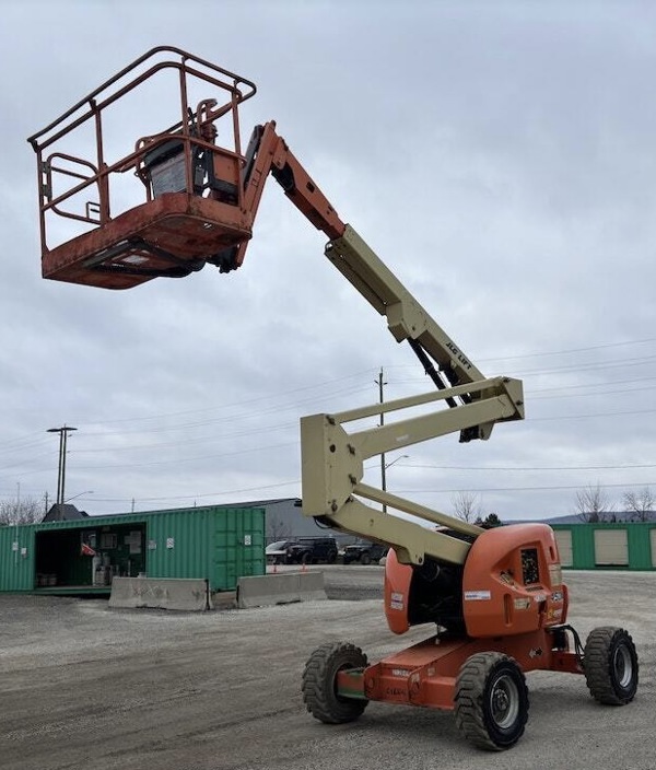 2015 JLG 450AJ