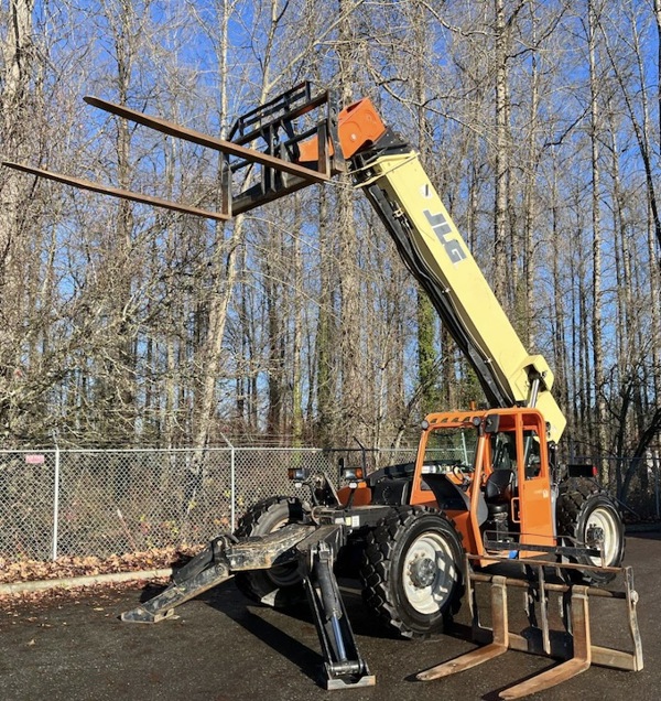 2015 JLG G12-55A